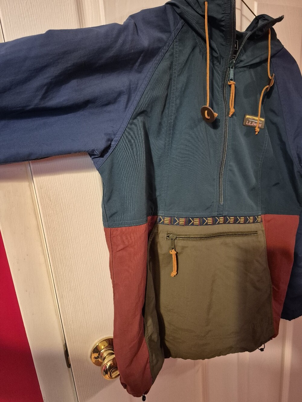 LL Bean Women's Colorblock Pullover Shell - Picture 3 of 8